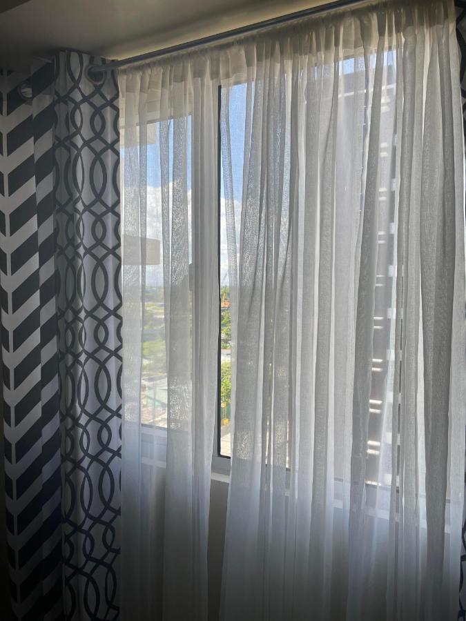 Spacious 2 Bedroom Condo Unit For Rent ايلويلو المظهر الخارجي الصورة