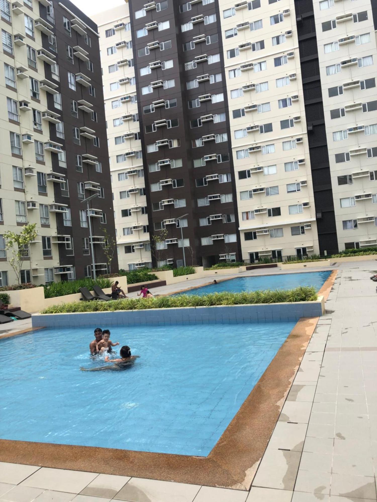 Spacious 2 Bedroom Condo Unit For Rent ايلويلو المظهر الخارجي الصورة